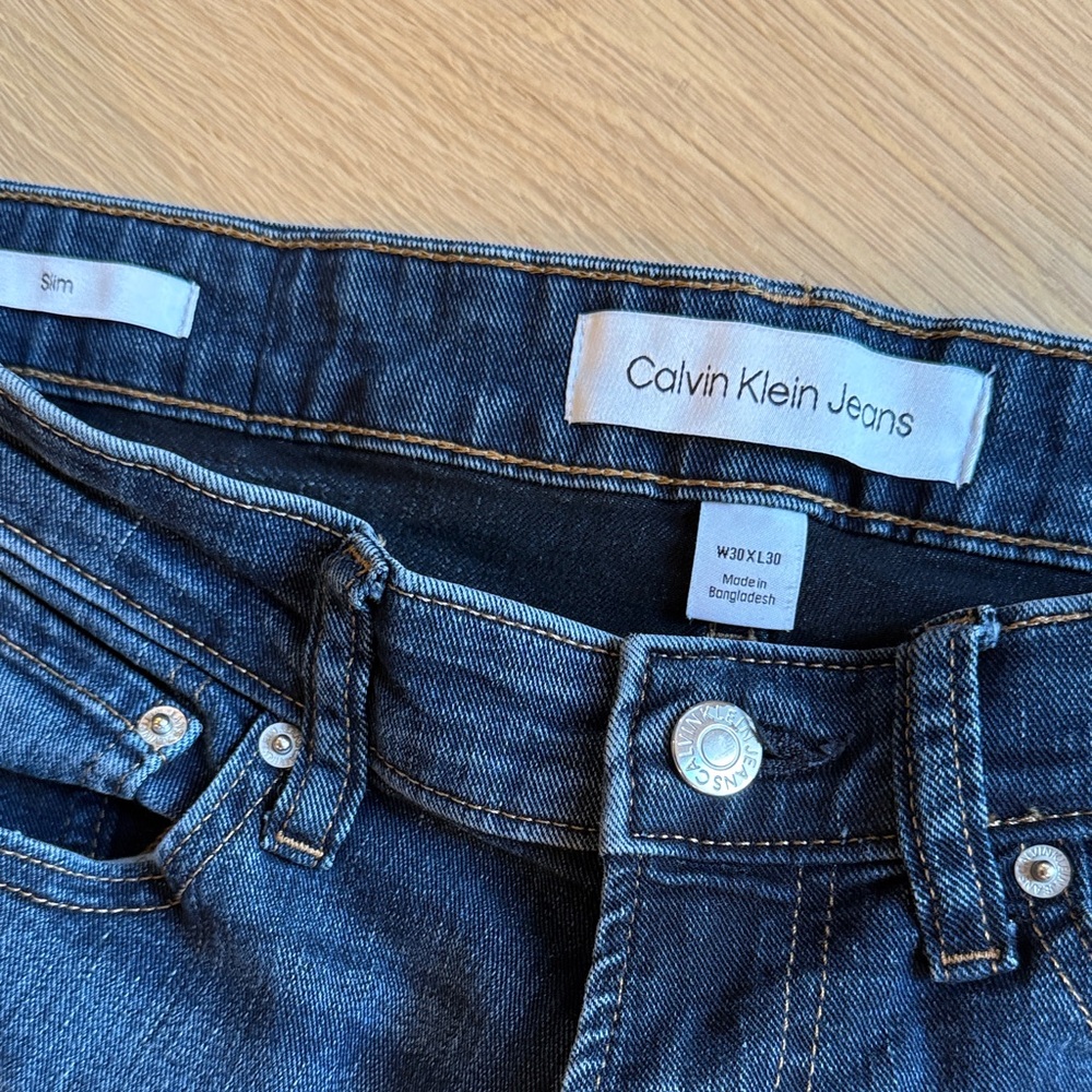 Men's Calvin Klein Slim Fit Jeans - Picture 2 of 6